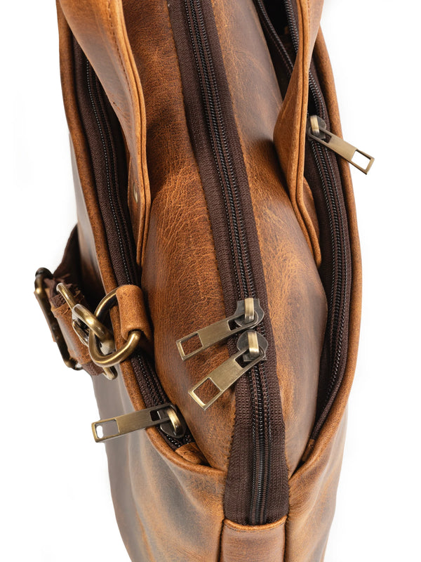 Captain leather bag